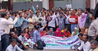 কর্মকর্তা-কর্মচারীদের আন্দোলনের মধ্যেই সরকারি চাকরি অধ্যাদেশ জারি